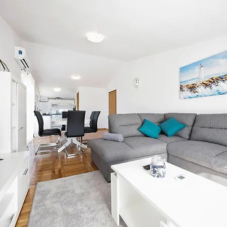 Infinity In - Nord-dalmatien