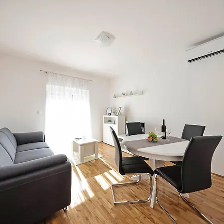 Infinity In - Nord-dalmatien