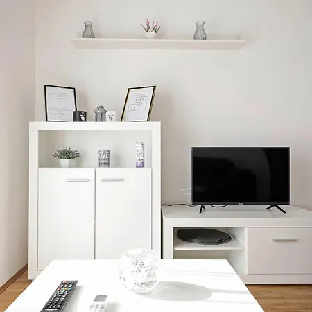 Infinity In - Nord-dalmatien فوديس