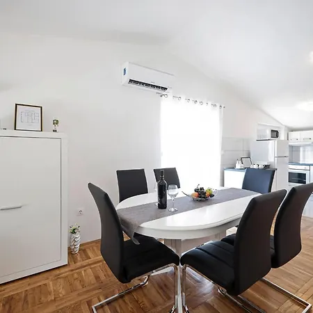 Infinity In - Nord-dalmatien