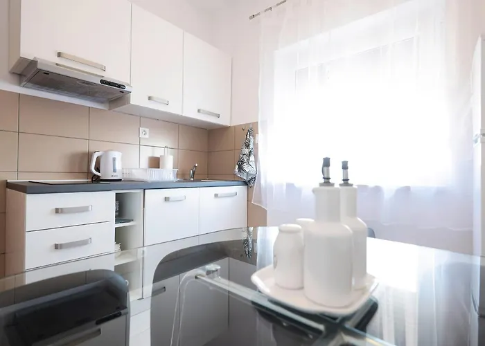 Infinity In - Nord-dalmatien Gasthuis 4*