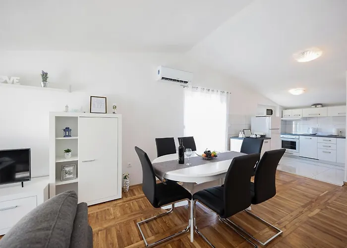 Infinity In - Nord-dalmatien